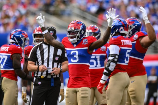 NFL: Minnesota Vikings at New York Giants, deonte banks