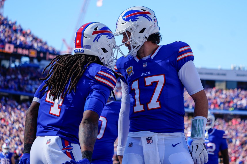 NFL: Tennessee Titans at Buffalo Bills