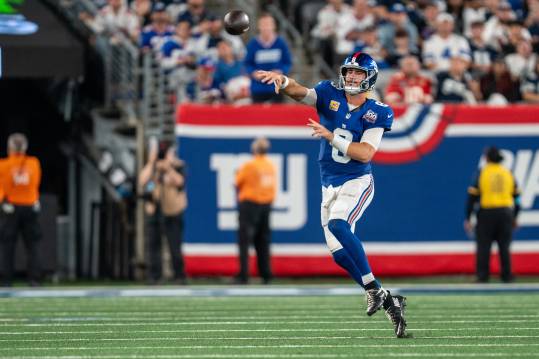 Syndication: The Record, daniel jones, new york giants