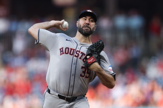 Aug 27, 2024; Philadelphia, Pennsylvania, USA; Houston Astros pitcher Justin Verlander (35) throws a pitch during the first inning against the Philadelphia Phillies at Citizens Bank Park. Mandatory Credit: Bill Streicher-Imagn Images