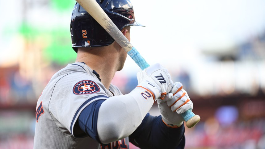 Aug 26, 2024; Philadelphia, Pennsylvania, USA; Houston Astros third base Alex Bregman (2) on deck against the Philadelphia Phillies at Citizens Bank Park. Mandatory Credit: Eric Hartline-Imagn Images