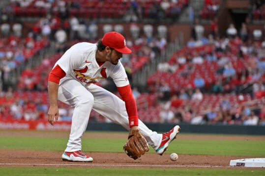 Astros and Cardinals re-engage in trade talks for star third baseman