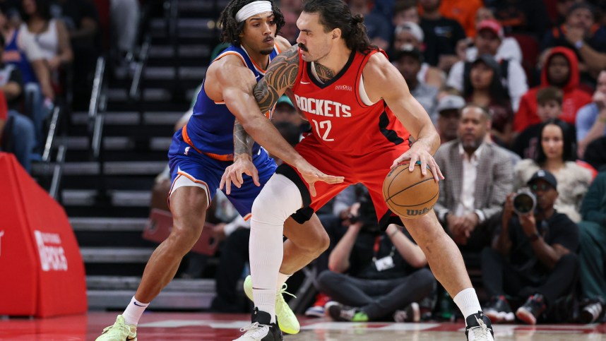 NBA: New York Knicks at Houston Rockets