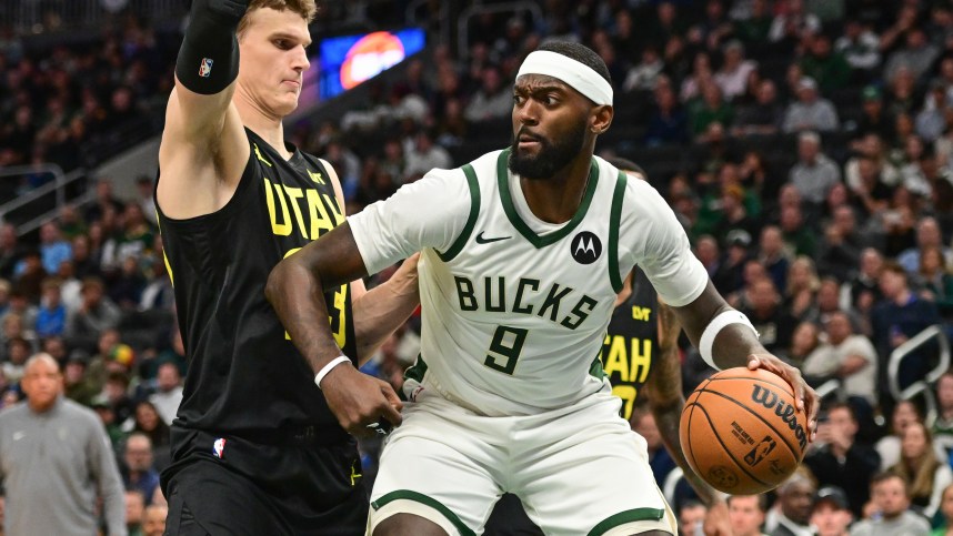 NBA: Utah Jazz at Milwaukee Bucks