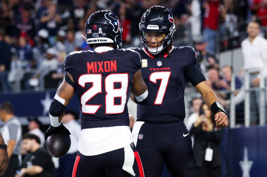 NFL: Houston Texans at Dallas Cowboys