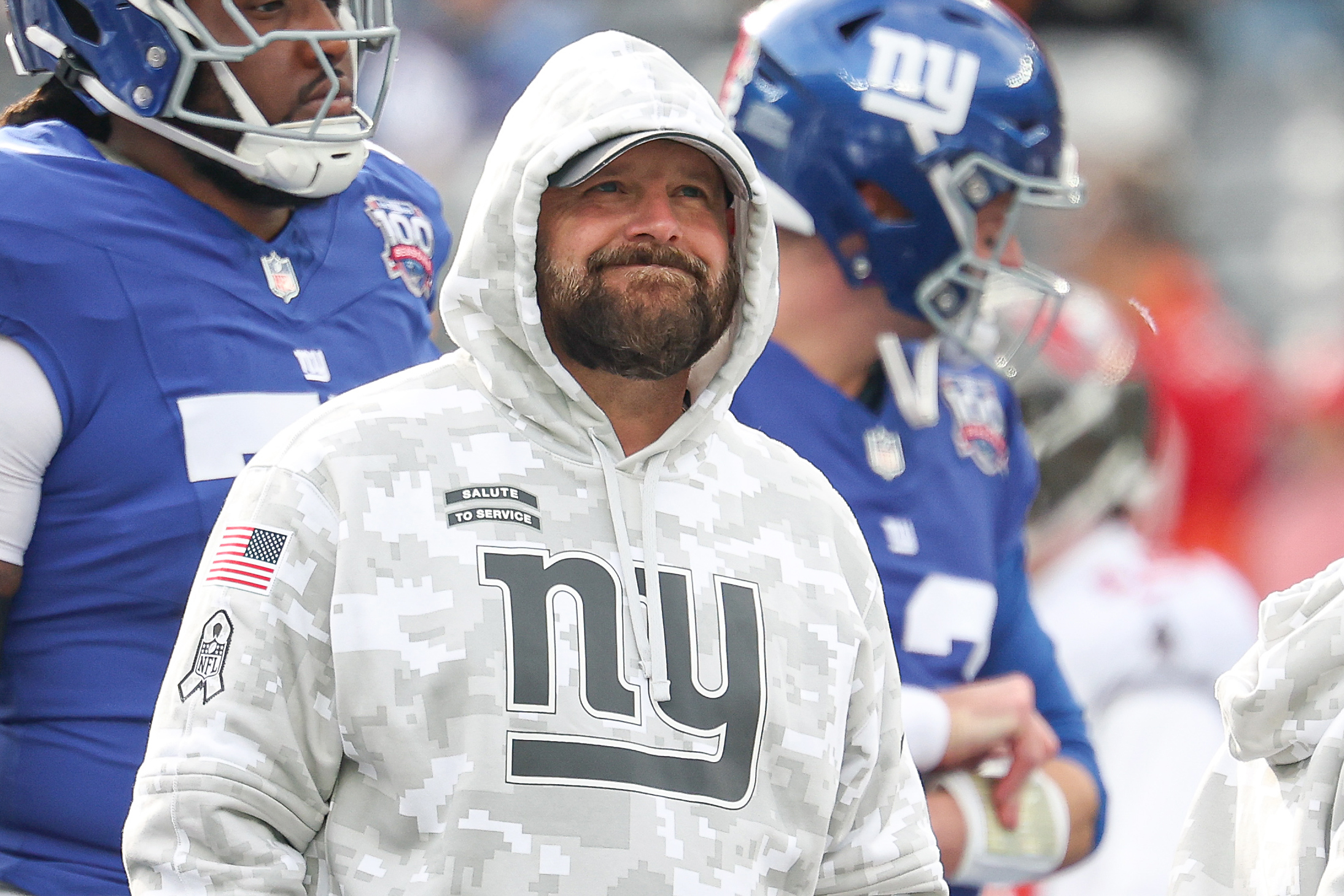 Nov 24, 2024; East Rutherford, New Jersey, USA; New York Giants head coach Brian Daboll looks on before the game at MetLife Stadium. Mandatory Credit: Vincent Carchietta-Imagn Images