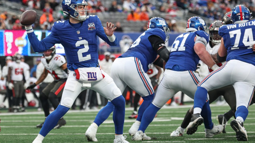 Nov 24, 2024; East Rutherford, New Jersey, USA; New York Giants quarterback Drew Lock (2) throws a pass during the second half against the Tampa Bay Buccaneers at MetLife Stadium. Mandatory Credit: Vincent Carchietta-Imagn Images