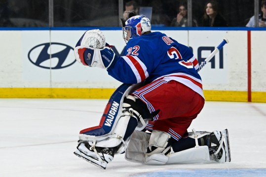 NHL: Buffalo Sabres at New York Rangers