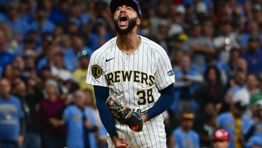 MLB: Cincinnati Reds at Milwaukee Brewers