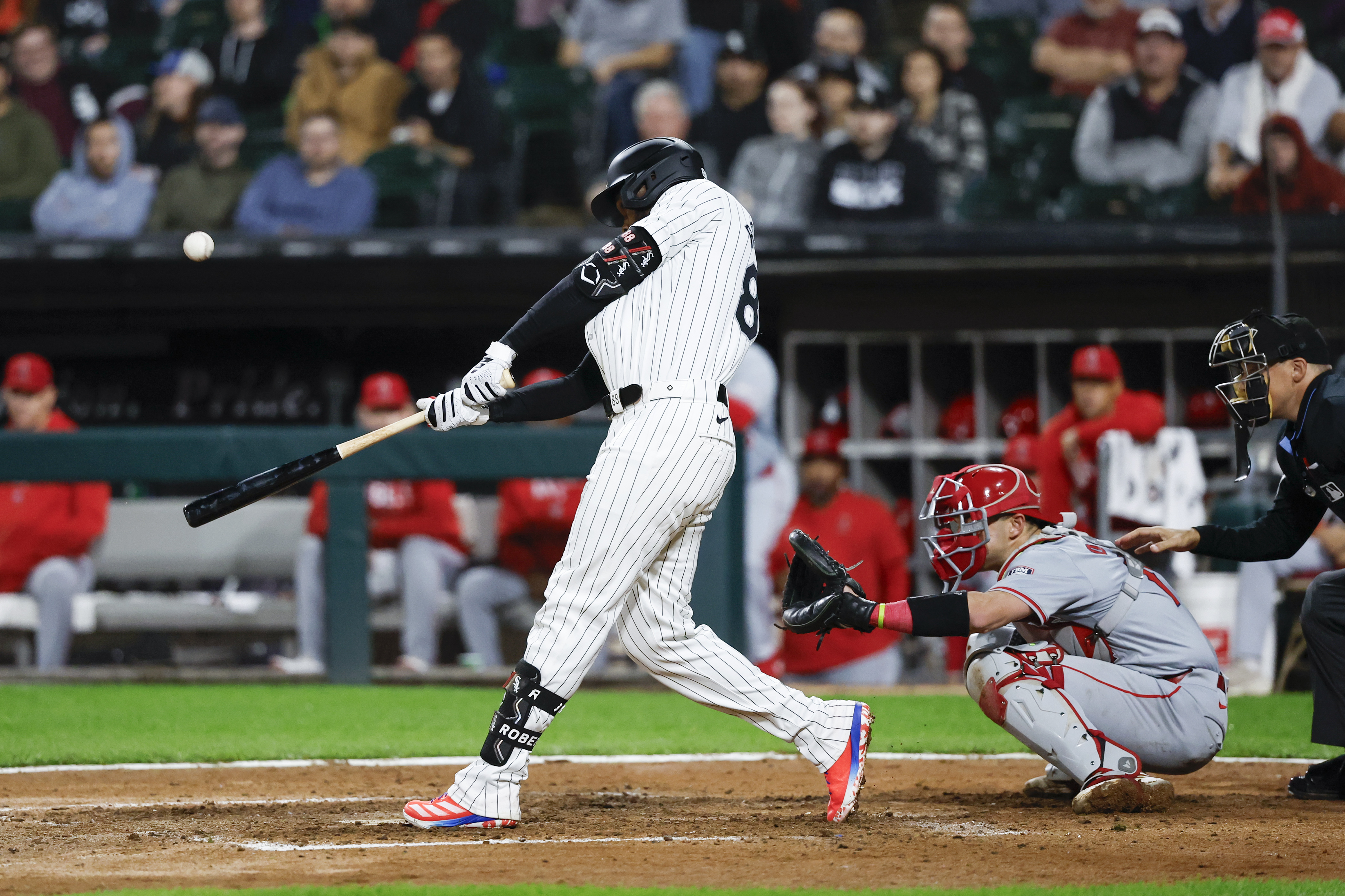 MLB: Los Angeles Angels at Chicago White Sox, dodgers