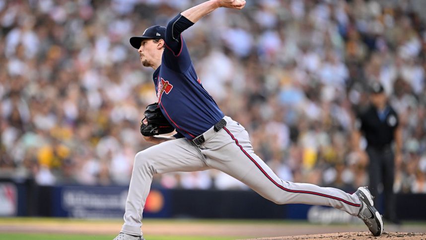 MLB: Playoffs-Atlanta Braves at San Diego Padres, yankees