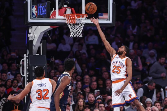 Dec 1, 2024; New York, New York, USA;  New York Knicks forward Mikal Bridges (25) drives to the basket in the third quarter against the New Orleans Pelicans at Madison Square Garden. Mandatory Credit: Wendell Cruz-Imagn Images