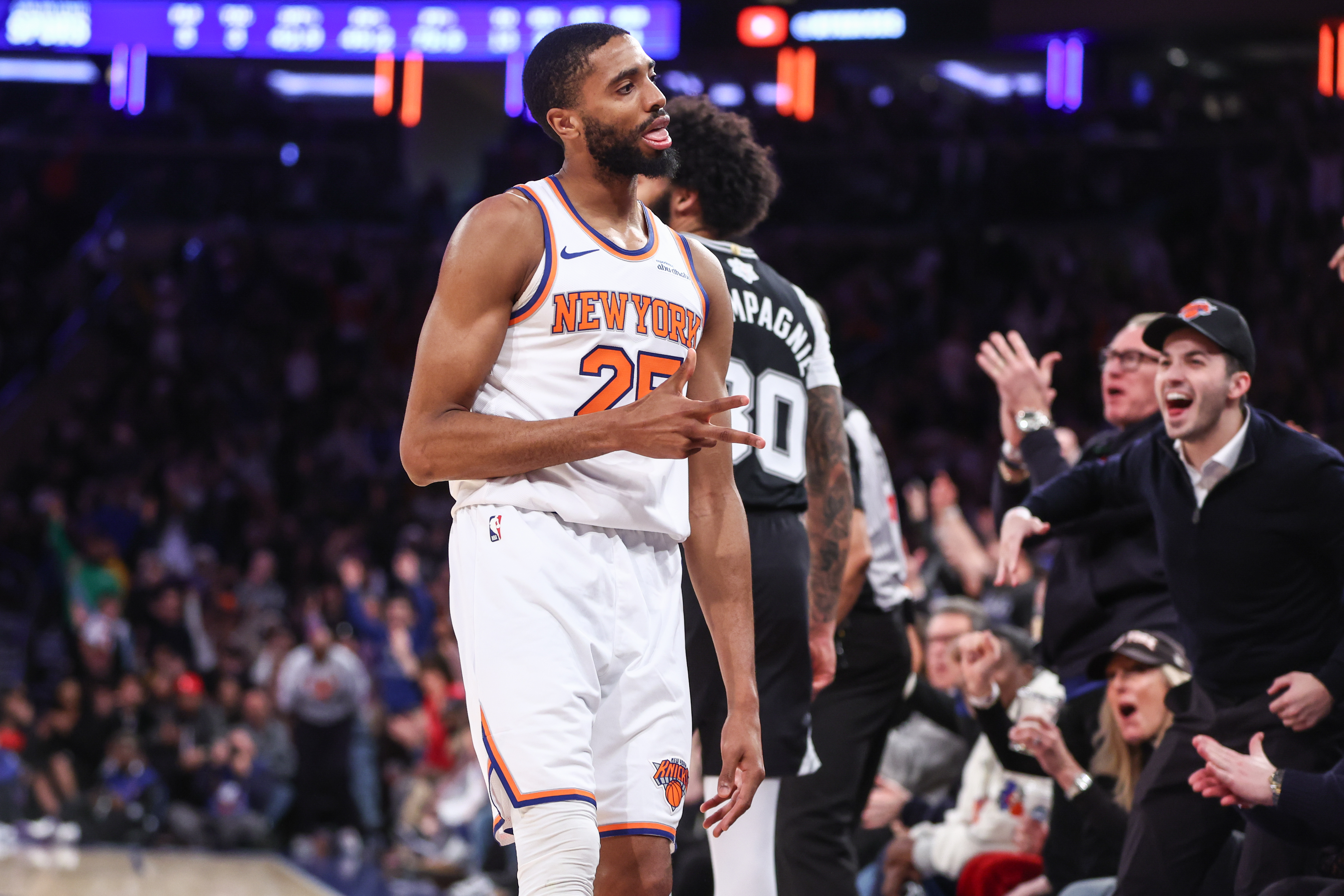 NBA: San Antonio Spurs at New York Knicks