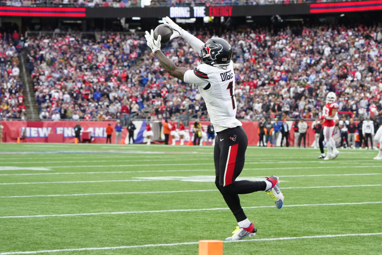 NFL: Houston Texans at New England Patriots