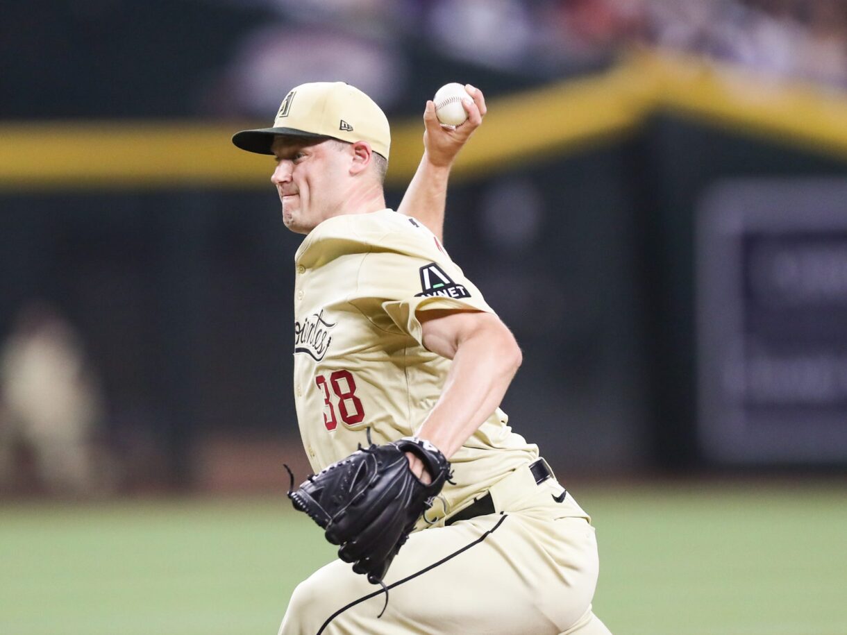 Paul Sewald, Guardians