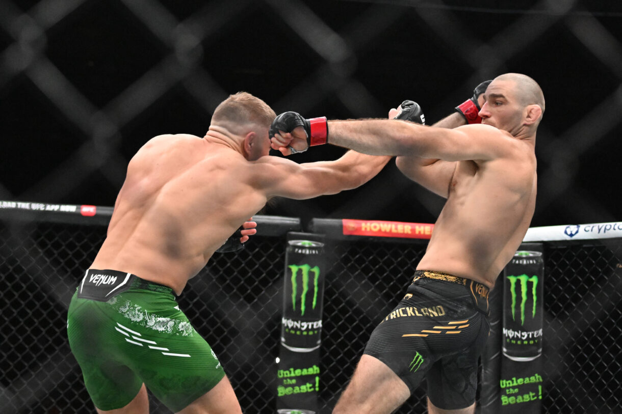 MMA: UFC 297 - Strickland vs Du Plessis