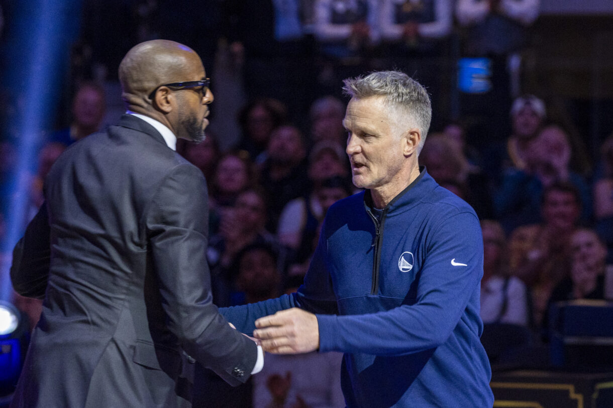 NBA: Dallas Mavericks at Golden State Warriors