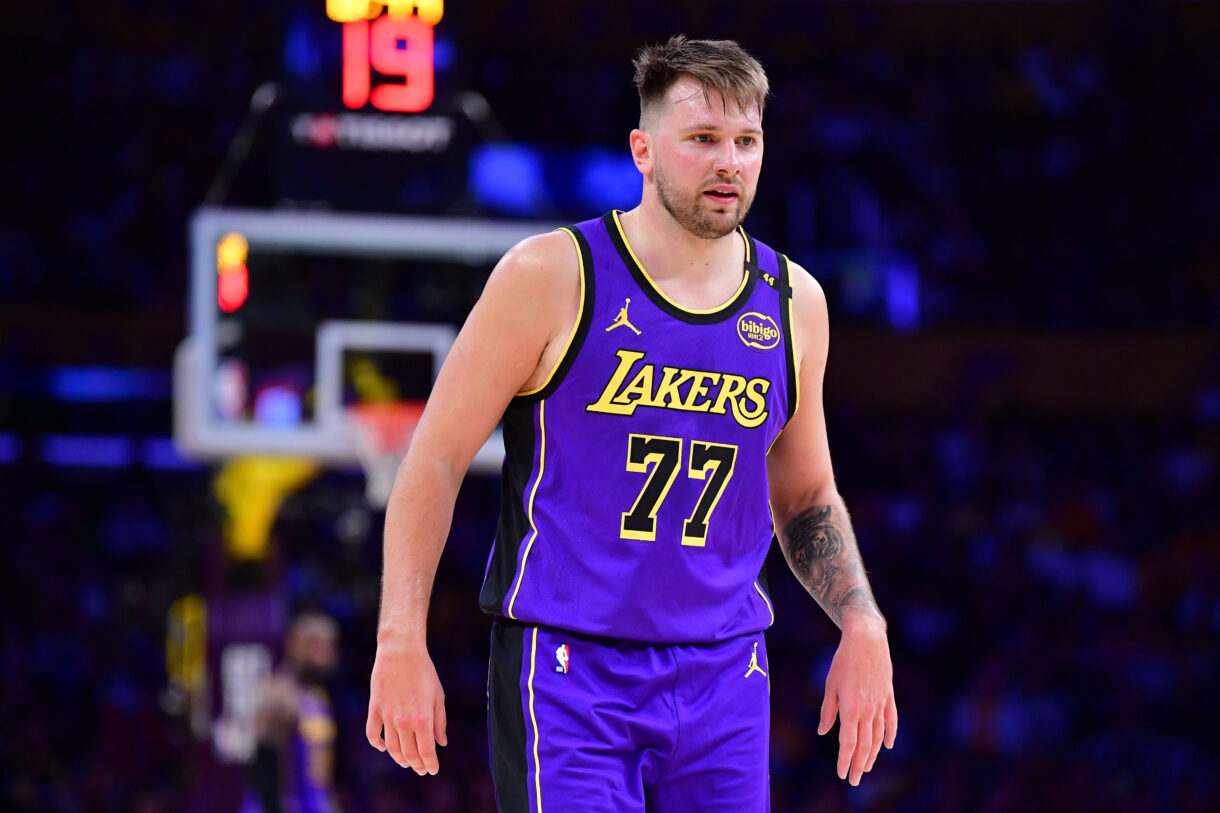 NBA: Dallas Mavericks at Los Angeles Lakers