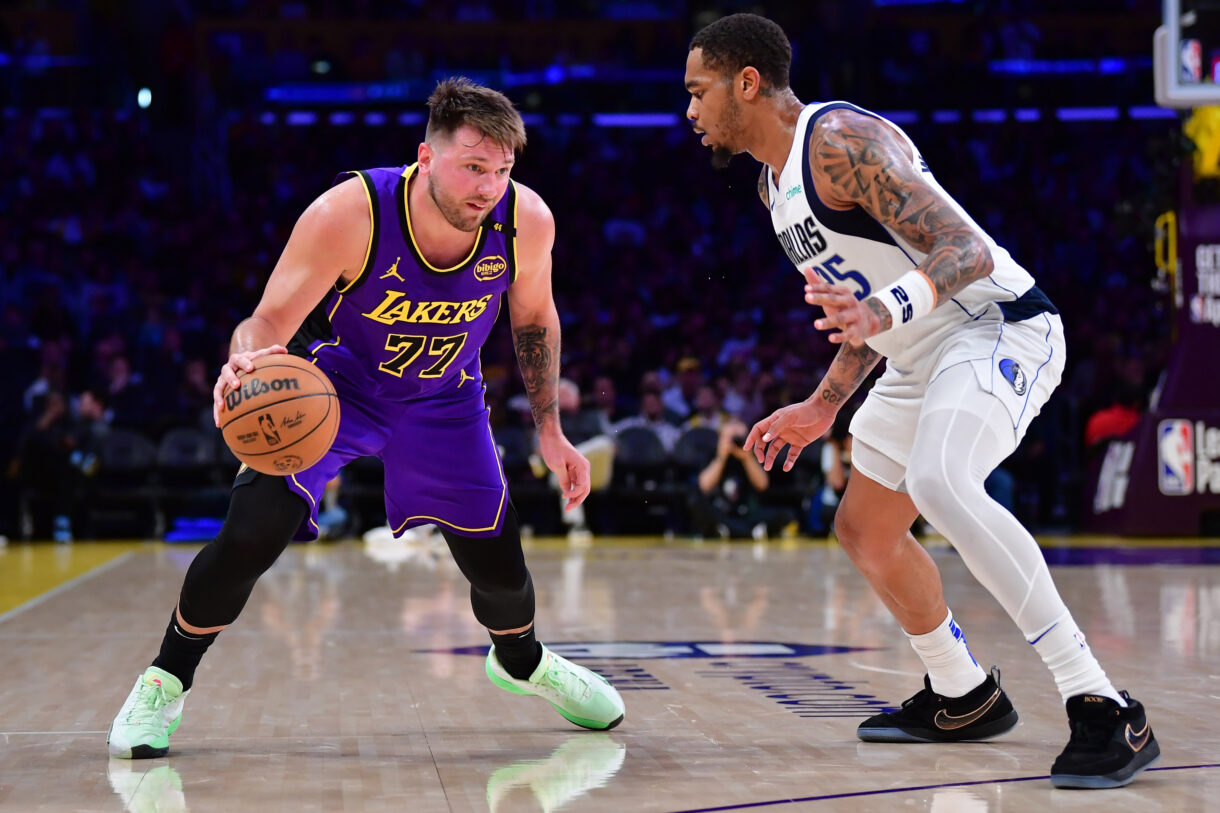 NBA: Dallas Mavericks at Los Angeles Lakers