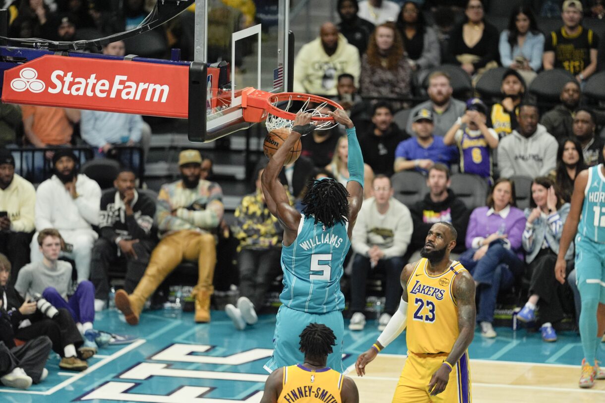 NBA: Los Angeles Lakers at Charlotte Hornets