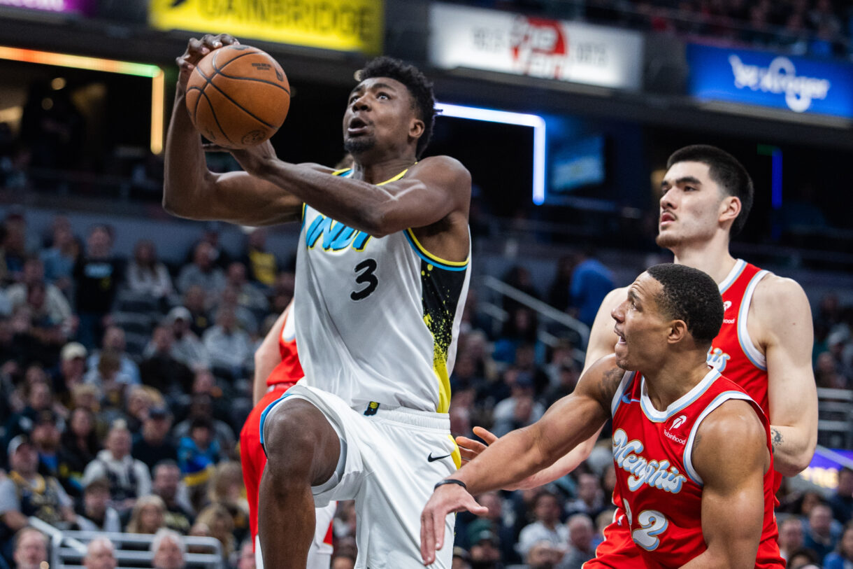 Thomas Bryant, Warriors