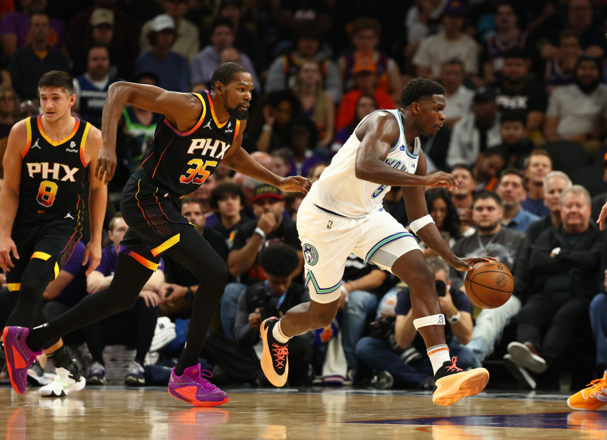 NBA: Minnesota Timberwolves at Phoenix Suns