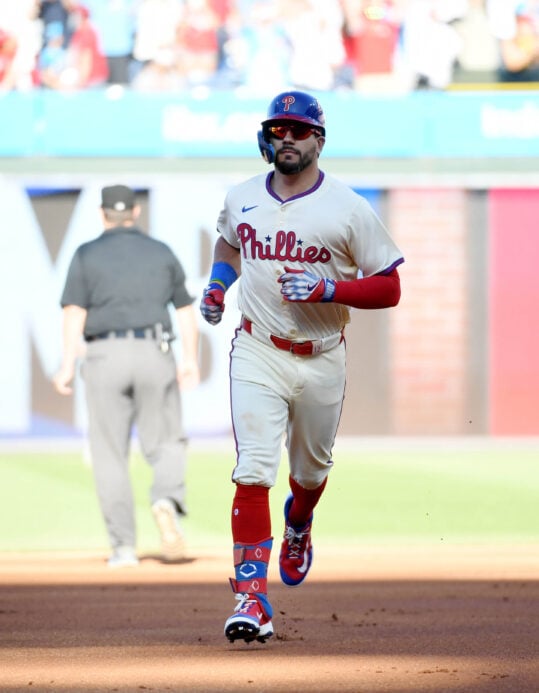 Phillies in talks with star slugger for big extension