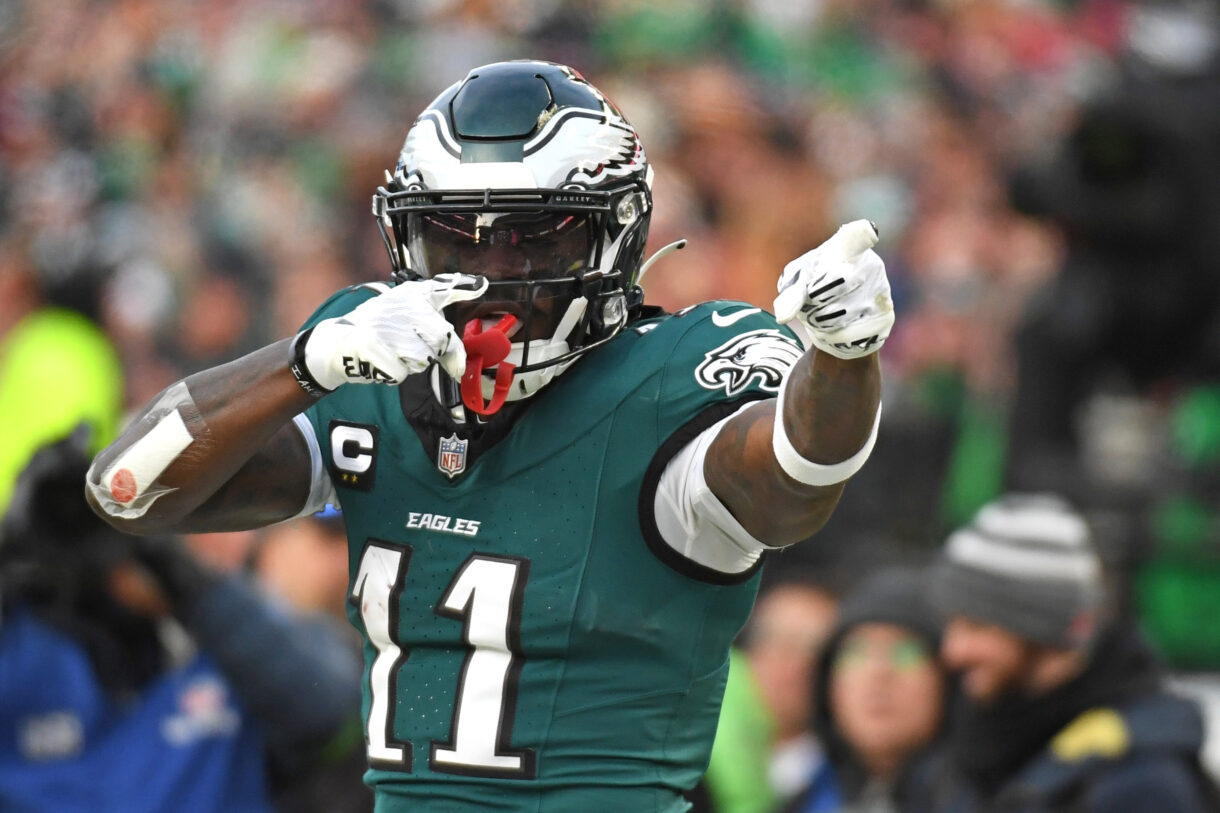 A.J. Brown, Eagles, Patriots