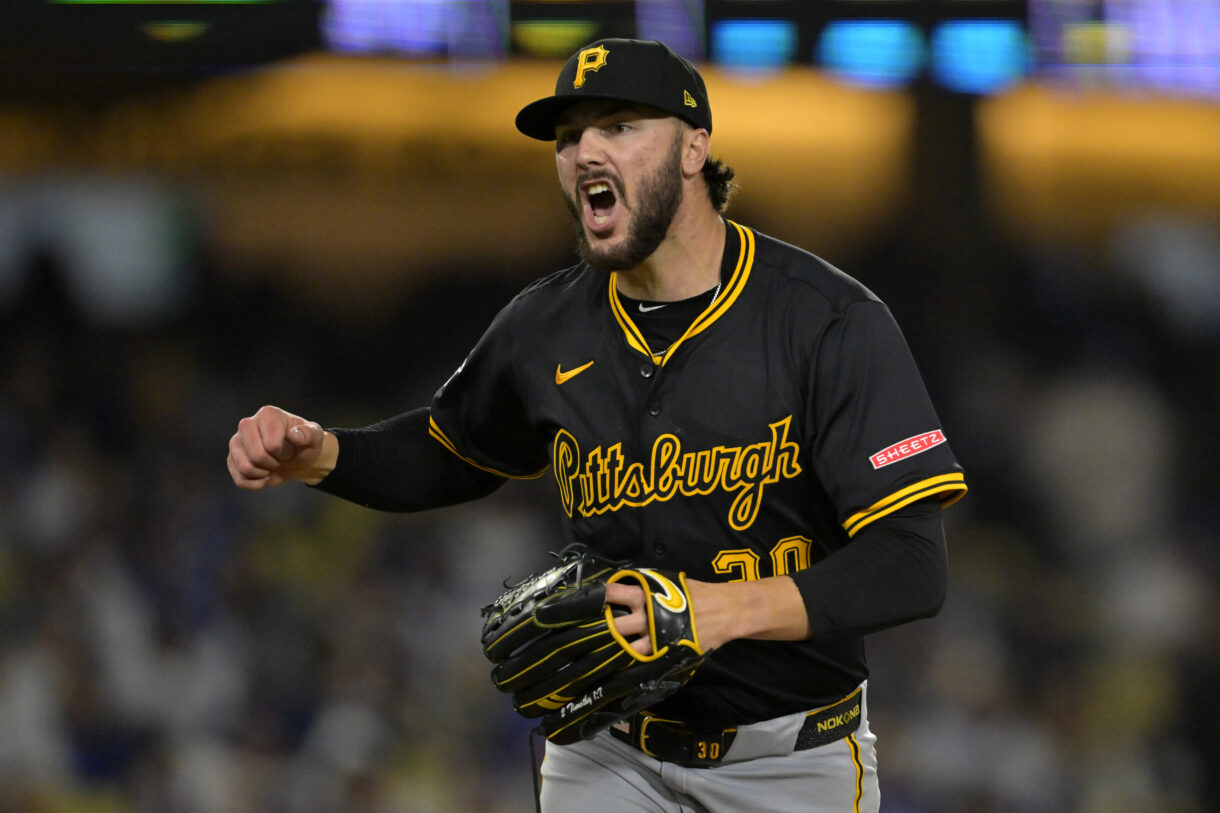MLB: Pittsburgh Pirates at Los Angeles Dodgers