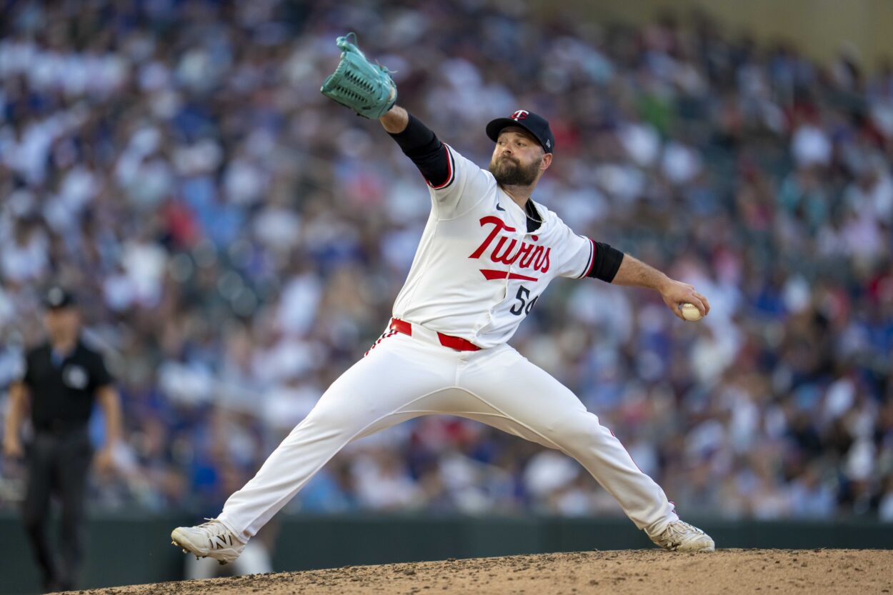 MLB: Chicago Cubs at Minnesota Twins, Danny Coulombe, mets