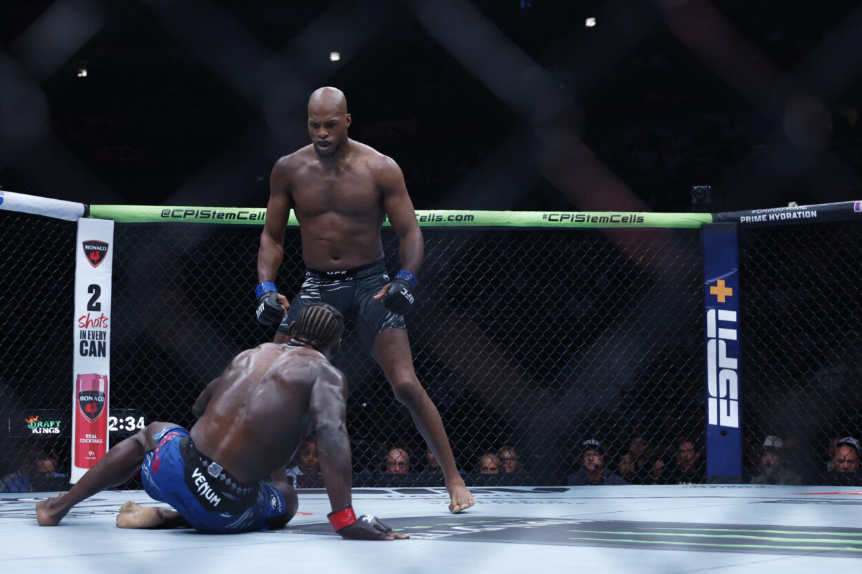 MMA: UFC 319 - Cannonier vs Page