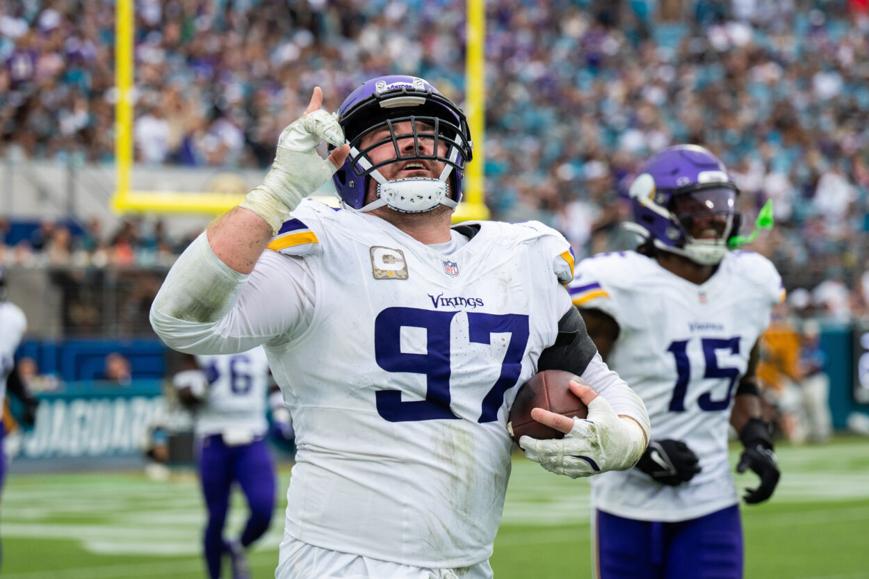 Harrison Phillips, jets