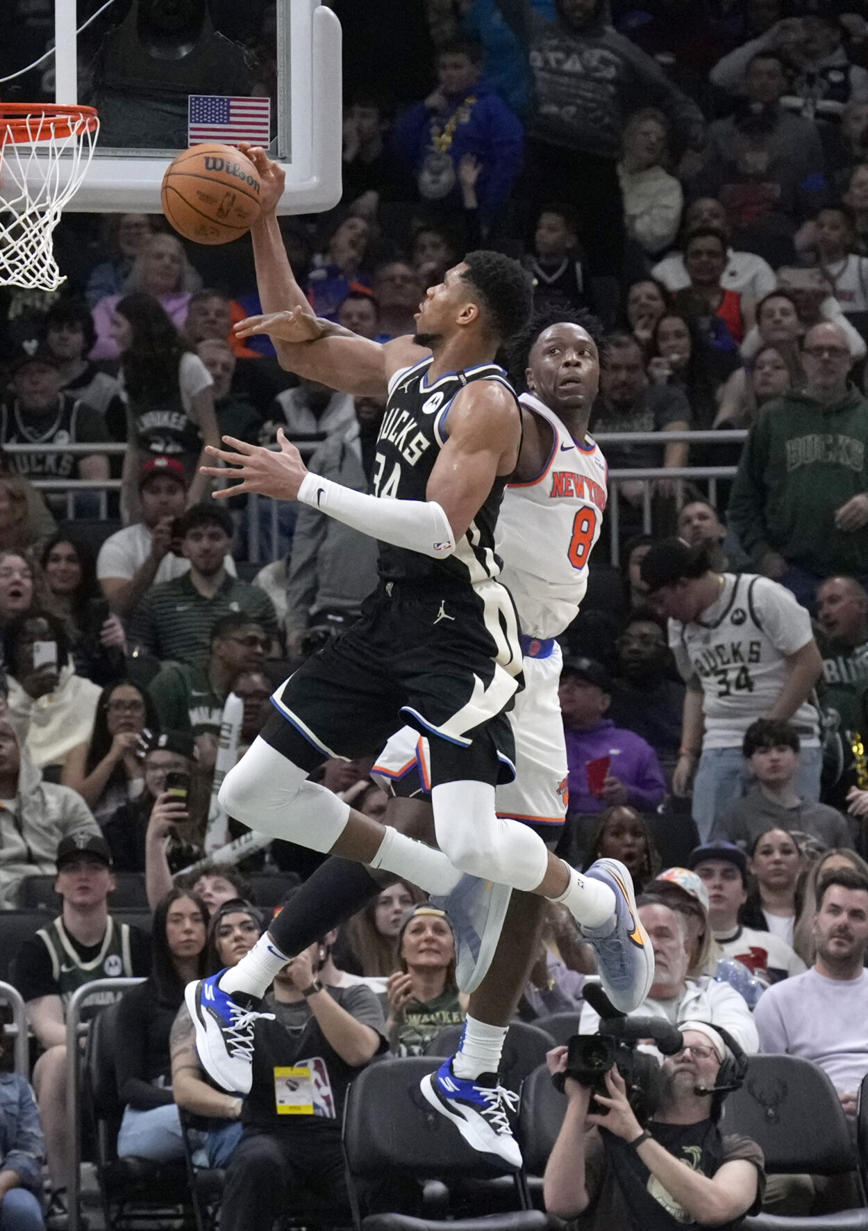 NBA: New York Knicks at Milwaukee Bucks