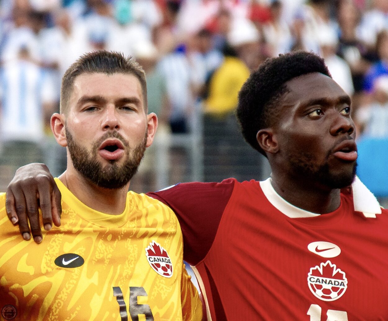 Maxime Crepeau and Alphonso Davies | Credit: Juan Carlos Rubiano 
