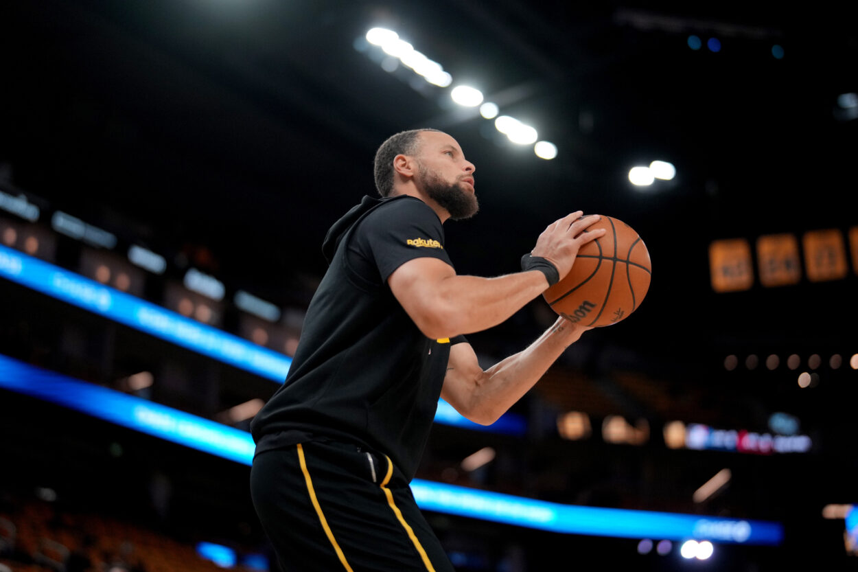 NBA: Playoffs-Houston Rockets at Golden State Warriors