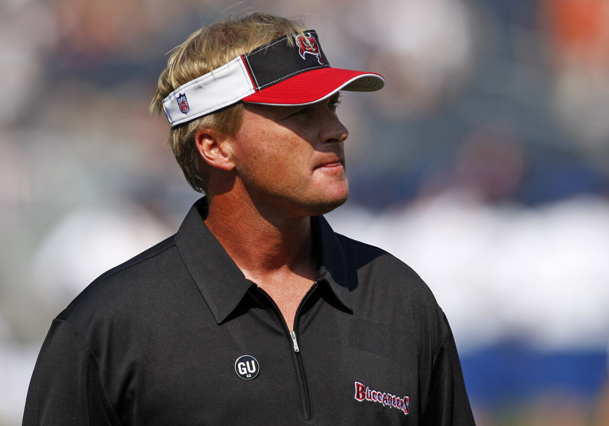 Jon Gruden, giants, NFL: Tampa Bay Buccaneers at Chicago Bears